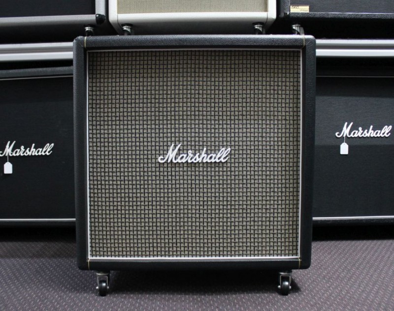 Marshall MC-1960BX 100W 4x12 Classic Straight Guitar Speaker Cabinet - Cosmetic Shop Damage
