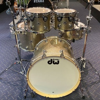 DW Collectors Series 5 Piece Drum Kit Shell Set Maple Finish Ply - Nickel Sparkle